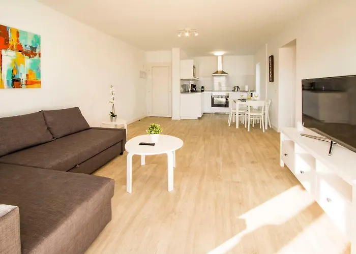 Flower 7 Playa Honda (Lanzarote)